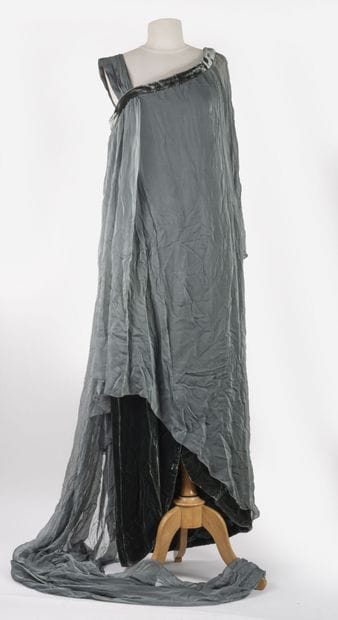Christian DIOR Haute couture 
Robe en mousseline...