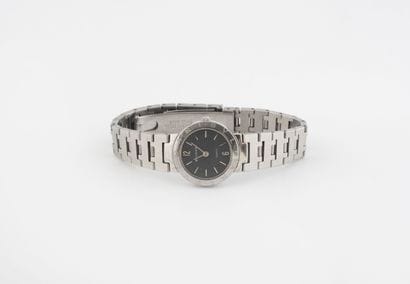 BULGARI
Montre bracelet de dame en acier.
Boîtier...