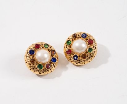 CHANEL
Paire de clips d'oreilles, Collection...