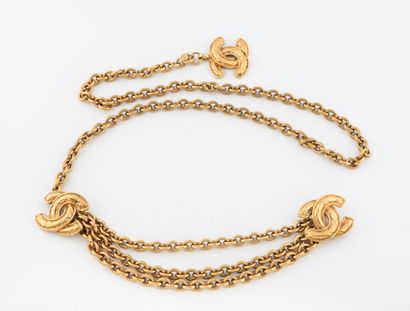 CHANEL
Ceinture en métal doré à maille jaseron,...
