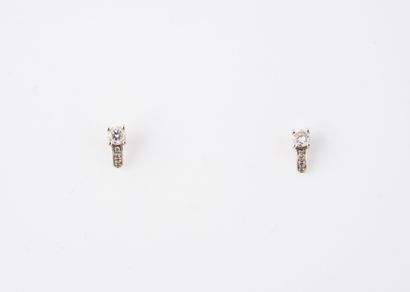 MAUBOUSSIN
Paire de clous d'oreilles en or...