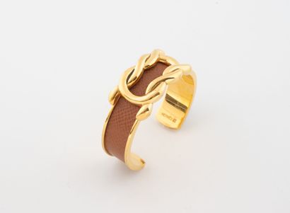 HERMES, Paris 
Bracelet manchette en métal...