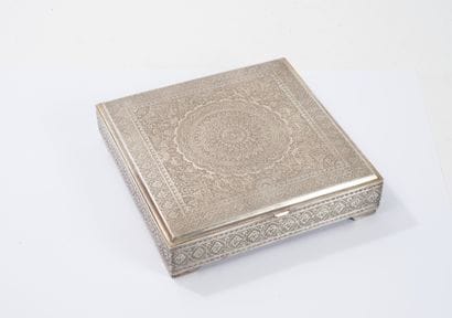 IRAN - PERSE, XXème siècle
Boîte carrée,...