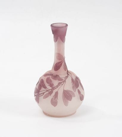 Etablissements GALLE
Petit vase soliflore...