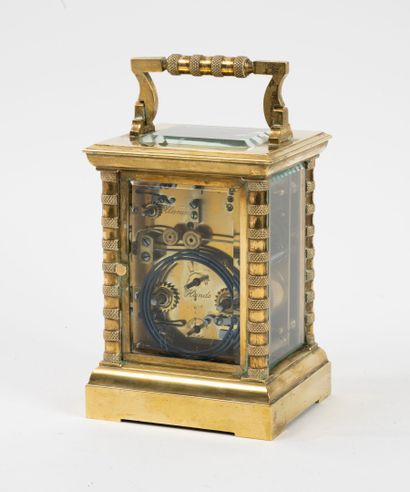 ANGLETERRE
Grande pendulette de voyage à...