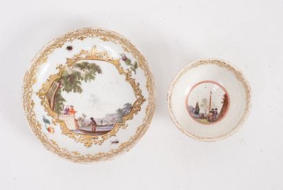 MEISSEN, XVIIIème siècle
Tasse à thé et sa...