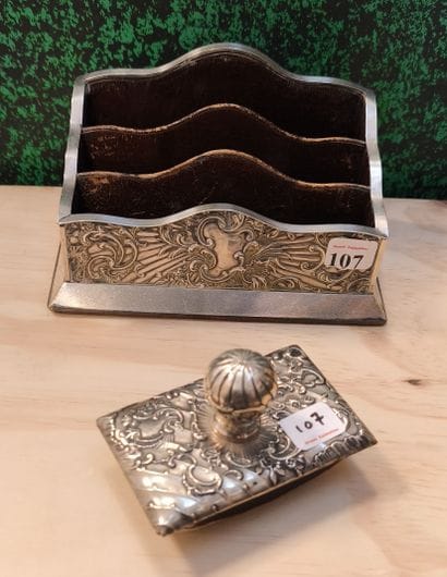 Partie de garniture de bureau en bois et...