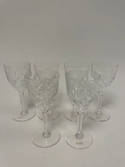 SAINT-LOUIS
6 cut crystal water glasses.
H:...