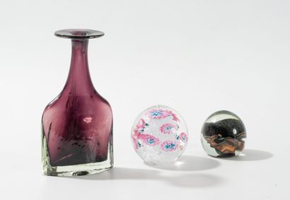 GLASSWARE:
* Two crystal paperweight spheres:
-...