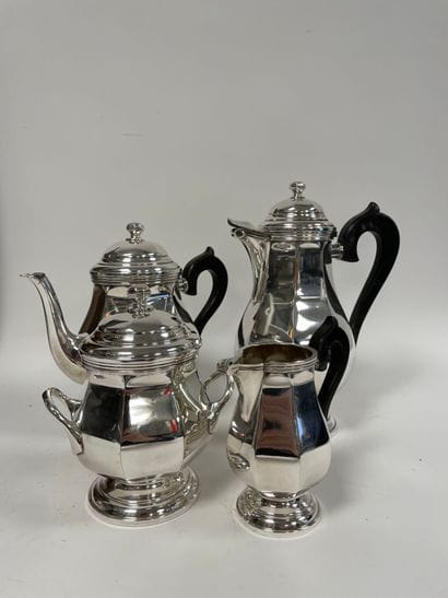 Silver-plated metal baluster-shaped tea and...