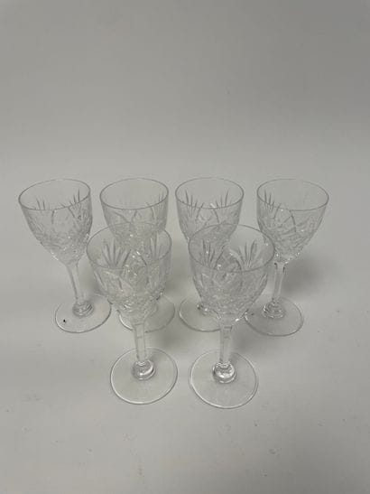 SAINT-LOUIS
6 cut crystal wine glasses.
Stamped...