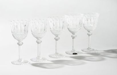 SAINT-LOUIS, Tommy.
Set of five cut crystal...