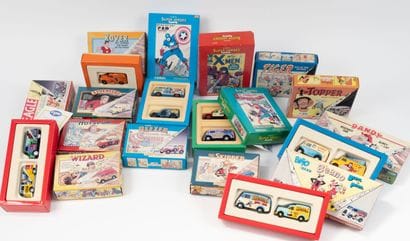CORGI COMIC CLASSICS
Lot de 20 véhicules...