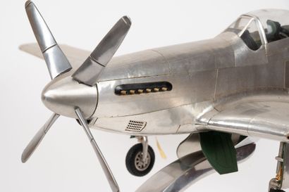 Spitfire.
Model made of polystyrene, plastic,...