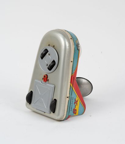 TADA MADE IN JAPAN
Space Ship X8 Scooting.
En...
