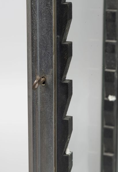 Display cabinet.
Made of metal, glass, and...