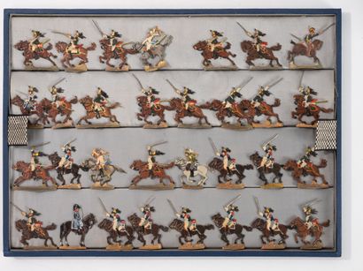 Lot de soldats, plats d'étain peints, la...