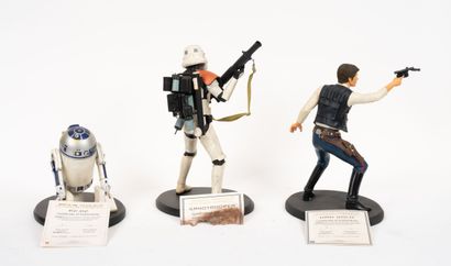 ATTAKUS / BOMBYX
Lot de 7 statuettes en résine.
Édition...