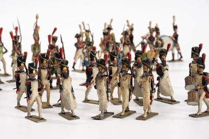 Lot de 40 soldats de plomb, officiers, fantassins,...