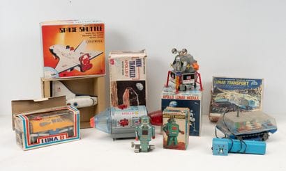 MADE IN JAPAN
Lot comprenant 5 jouets de...