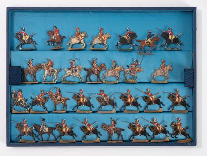 Lot de soldats, plats d'étain peints, la...