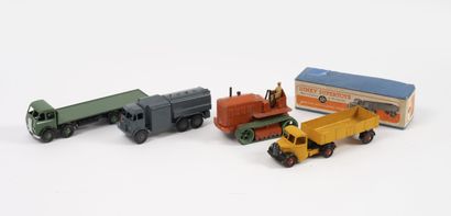 DINKY SUPERTOYS MADE IN ENGLAND
Set includes:
-...
