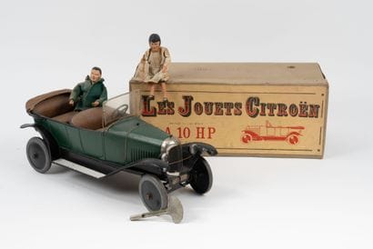 LES JOUETS CITROËN 
10 HP en tôle.
Mécanique,...