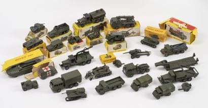 DINKY TOYS FRANCE
Set of 23 miniature military...