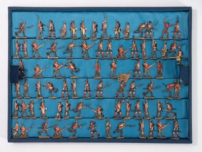 Lot de soldats, plats d'étain peints, la...