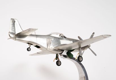 Spitfire.
Model made of polystyrene, plastic,...