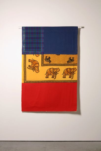 Tchad - Drapeau réalisé à partir de vêtements...