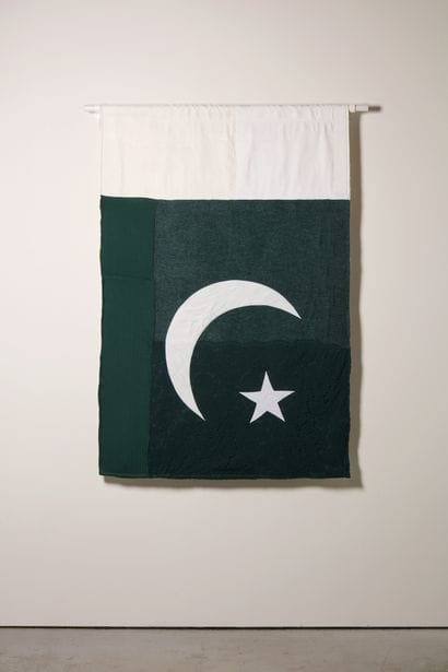 Pakistan - Drapeau réalisé à partir de vêtements...