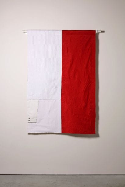 Monaco - Drapeau réalisé à partir de vêtements...