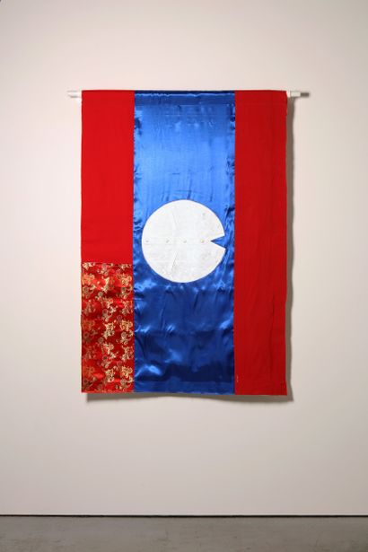Laos - Drapeau réalisé à partir de vêtements...