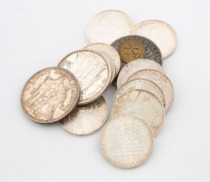 Set of silver coins (900) consisting of:
-...
