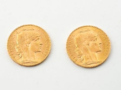 FRANCE
Two 20-franc gold coins.
Rooster.
1908...