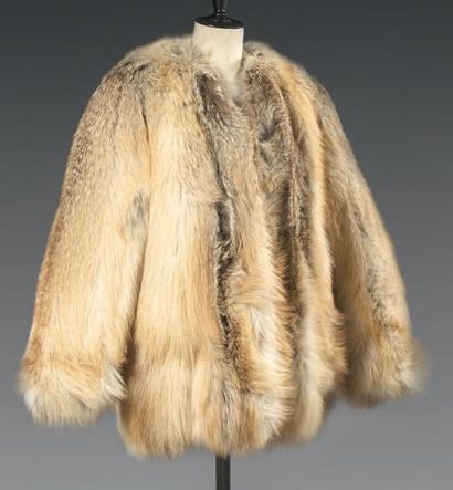GIVENCHY
Haute Couture par Alexander McQueen....