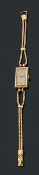 Montre-bracelet de dame en or jaune, à boîtier...
