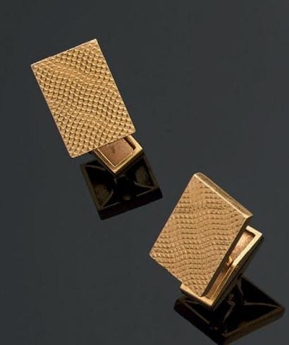 HERMES Paris
Paire de boutons de manchettes...