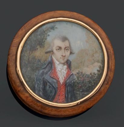 Boîte ronde en loupe de bois, à cerclage...