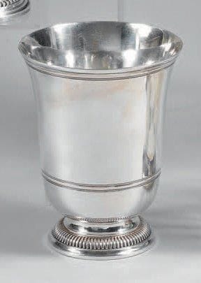 PUIFORCAT
Paris Grande timbale sur piédouche...