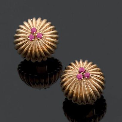CARTIER
Paire de clips d'oreilles en alliage...