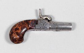 Petit pistolet à coffre, à percussion de...