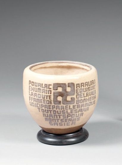 Henri SIMMEN (1880-1963)
Pot en grès à corps...
