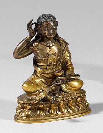 TIBET
Statuette de Milarepa, assis en rajalilasana...