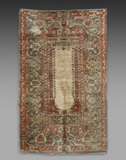 TIFTIK (Asie Mineure) Tapis de prière à Mihrab...