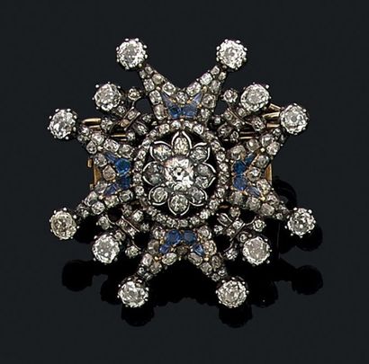 Broche - ou motif de bracelet - en forme...