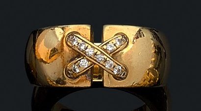 CHAUMET, Paris
Modèle «LIEN» Bague jonc ouvert...