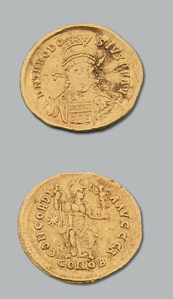 Lot: Solidus: 4 exemplaires: Théodose II...