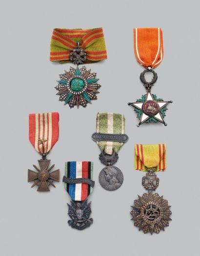 TUNISIE Ordre de Nicham Iftikar: Croix de...
